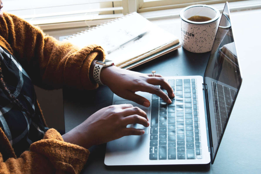 digital marketing blogger