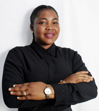 Lawrencia Alhari